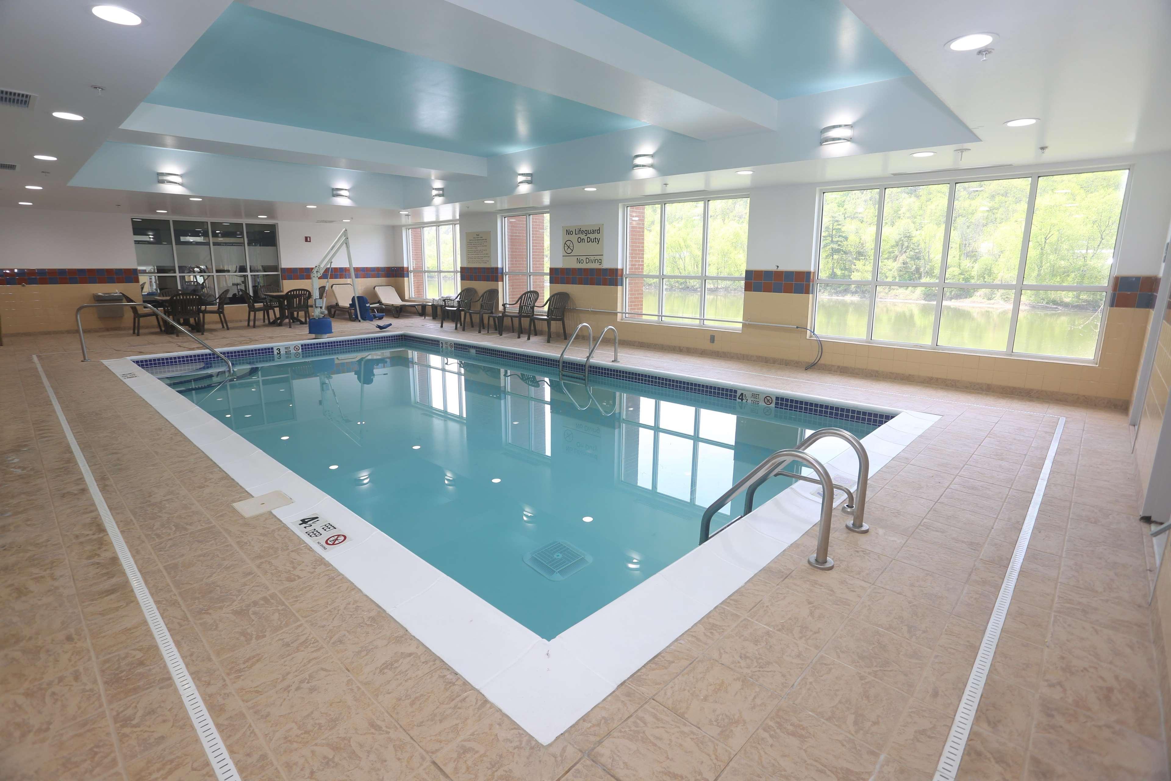 Hampton Inn Owego Dış mekan fotoğraf