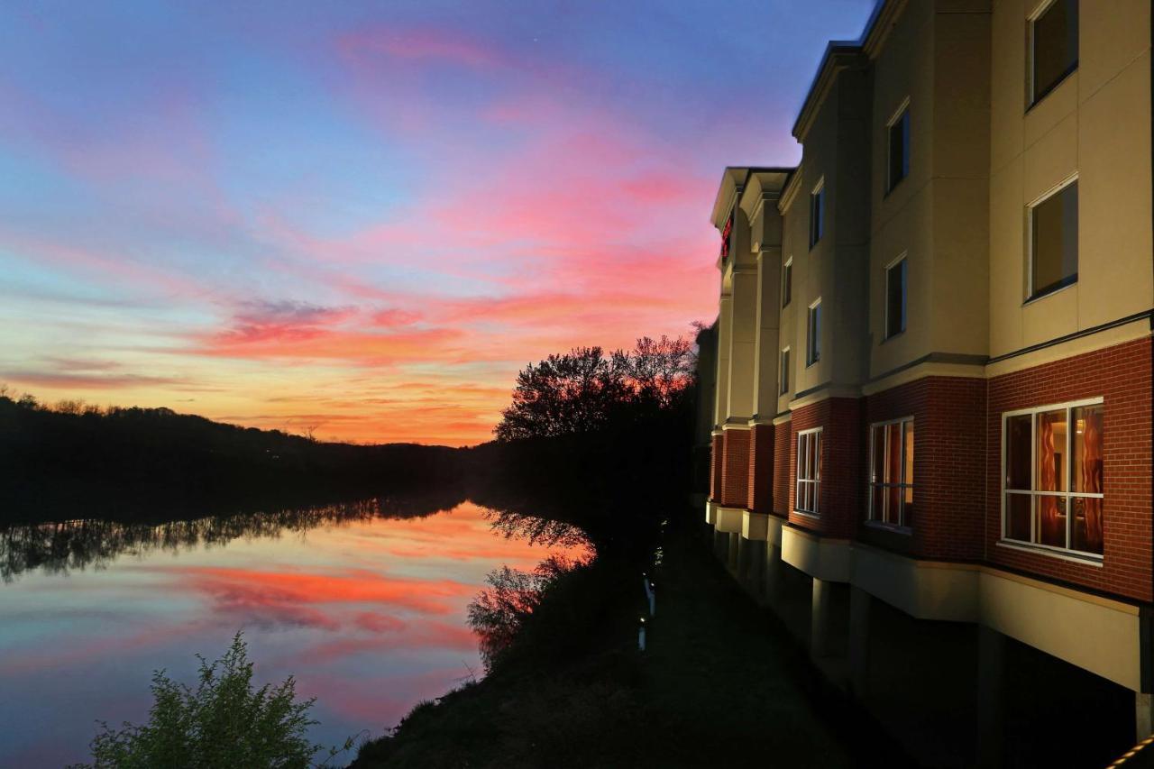 Hampton Inn Owego Dış mekan fotoğraf