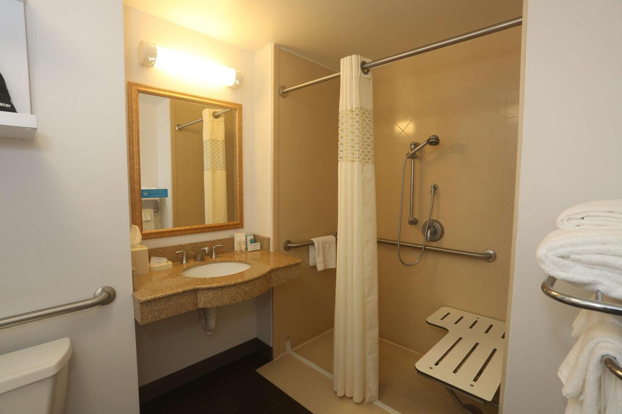 Hampton Inn Owego Dış mekan fotoğraf